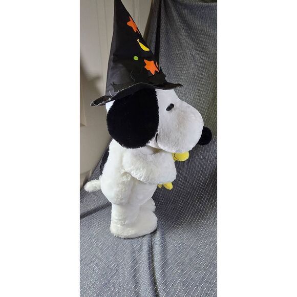 Peanuts Snoopy Halloween Door Greeter Plush - Picture 4 of 7
